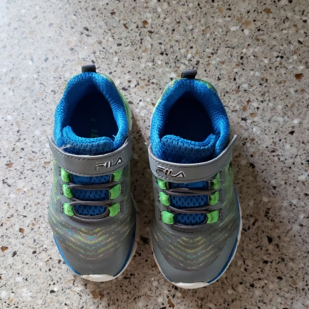 Toddler shoes